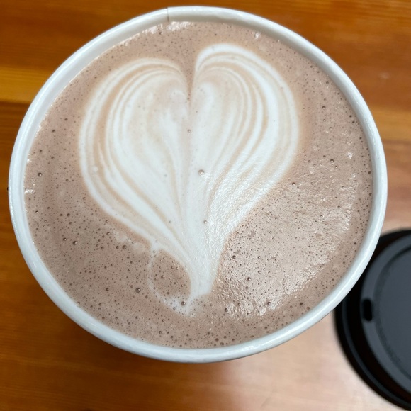 Meet your Posher, Rachel - Picture 1 of 1